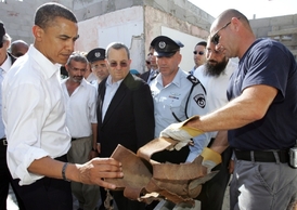 Barack Obama byl v Izraeli jen v rámci předvolební kampaně. Romney tam slibuje první zahraniční cestu coby prezident.
