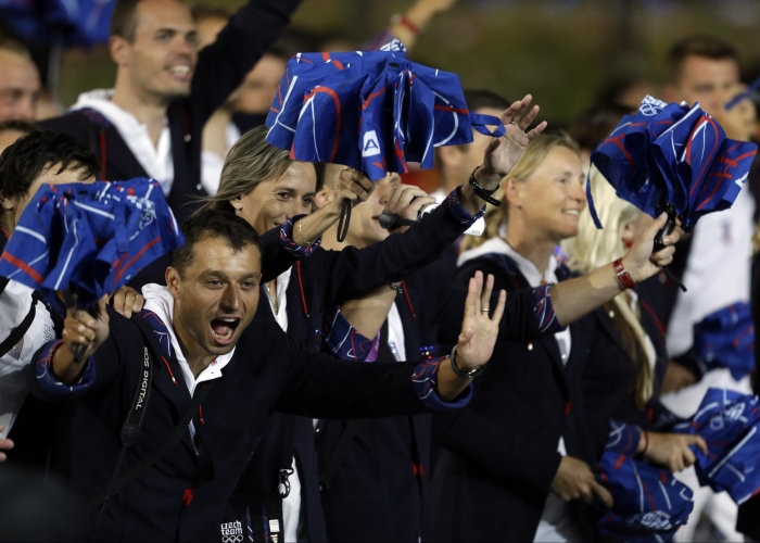 Čeští atleti slavili zahájení olympijských her v Londýně.