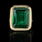 Angelina upoutala pozornost ke svým šperkům na předávání Oscarů v roce 2009, kdy si vzala výrazné smaragdové náušnice. Tento kámen si oblíbila a zakomponovala jej i do své nové kolekce.