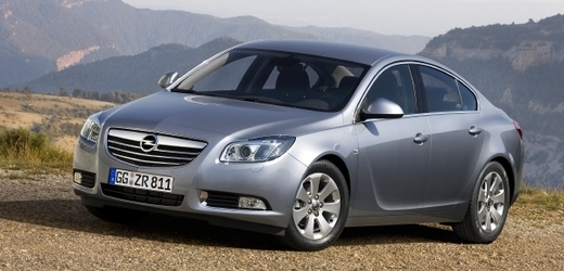 Opel Insignia dostává špičkový sportovní podvozek.