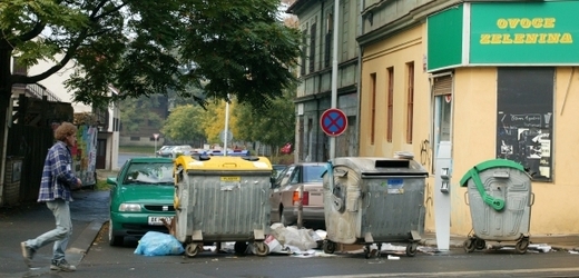 Poslední dobou se množí případy, kdy dochází k zraněním či úmrtím v souvislosti s kontejnery na odpadky (ilustrační foto).