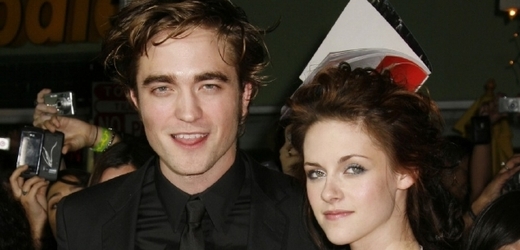 Pattinson bude muset přetrpět premiéru se Stewartovou.