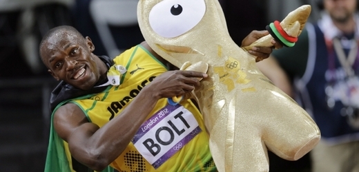 Usain Bolt a jeho show po vítězné londýnské stovce.