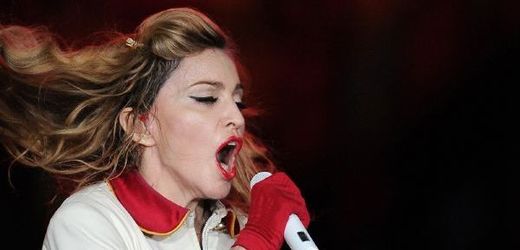 Madonna si obrazně "otevřela hubu" na ruské úřady.