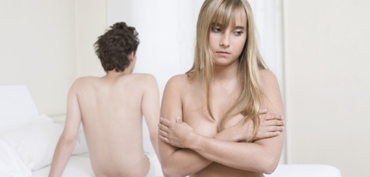 Většina českých žen se na rozdíl od mužů stydí za své nahé tělo (ilustrační foto).