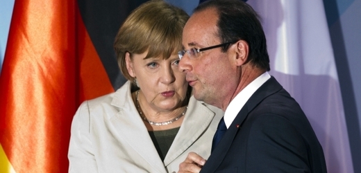 Přežije euro? To řeší Angela Markelová i François Hollande prakticky neustále.