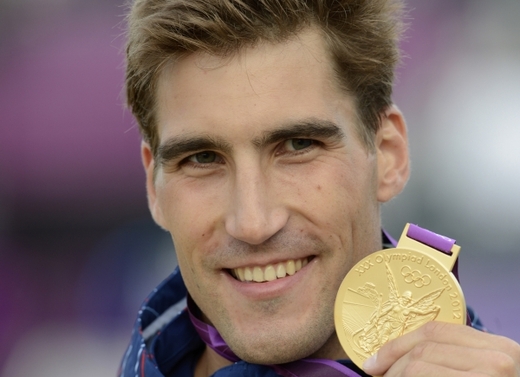 David Svoboda se zlatou olympijskou medailí.