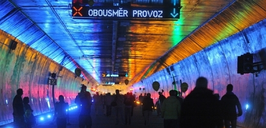 Královopolské tunely (Dobrovského tunely) u příležitosti dne otevřených dveří navštívilo sedmnáct tisíc lidí.