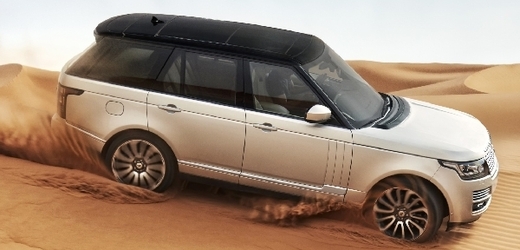 Range Rover a jeho proslulé kousky v terénu. Umí je i čtvrtá generace.