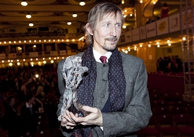 Vladimír Javorský získal Českého lva za nejlepší mužský herecký výkon v hlavní roli. Film Poupata získal ještě další tři křišťálové sošky.