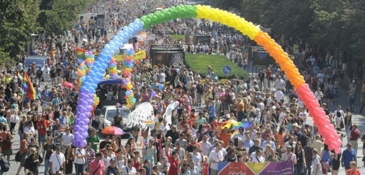 Tisíce lidí přišly v centru Prahy vyjádřit podporu sexuálním menšinám.