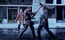 Herci maskovaní za zombie museli projít speciálním výcvikem.