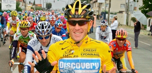 Lance Armstrong, sedminásobný vítěz Tour de France. Nebo už ne?