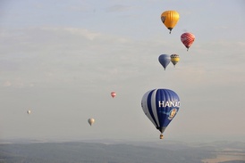Balony u Bouzova.