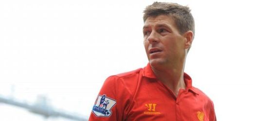 Steven Gerrard zůstává věrný Liverpoolu.