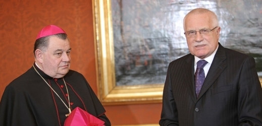 Pražský arcibiskup Dominik Duka a prezident Václav Klaus.