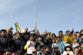 Bude pražská stavba vyšší? Japonský rekord 29,7 metrů z roku 2009.