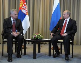 Sebský prezident Nikolič a jeho ruský protějšek Putin.  
