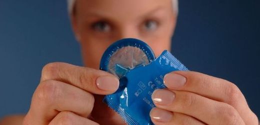 Assagne při kontroverzním sexu se Švédkou nepoužil kondom.