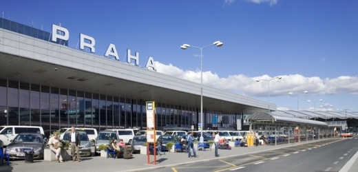 Pražské letiště, zatím ještě Letiště Ruzyně.