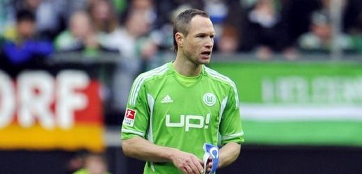 Fotbalistu Jana Poláka z Wolfsburgu čeká zhruba dvoutýdenní pauza. 