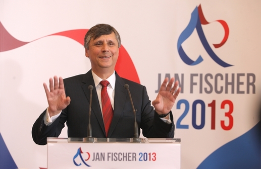 Fischer tvrdí, že jako prezident by zveřejňoval všechny své schůzky v prezidentském úřadu nebo že by premiérem nejmenoval nikoho z extremistické strany či strany, která zpochybňuje spojenecké závazky. (Foto: Jakub Stadler)