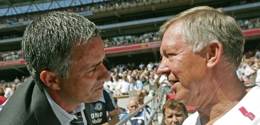"Chci trénovat tak dlouho, jak Alex Ferguson," řekl si José Mourinho (vlevo).