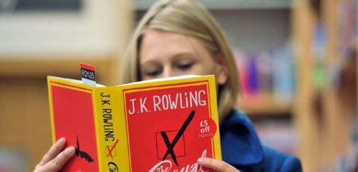 Zopakuje Rowlingová se svým novým románem úspěch Harryho Pottera?