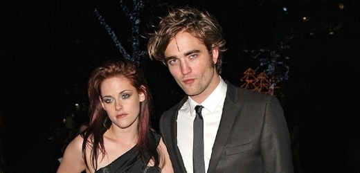 Stewartová prý tvrdí, že je Pattinson špatný v posteli.