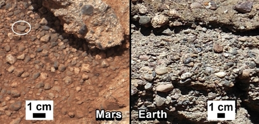 Fotografie zobrazují kamínky z Marsu, které jsou velmi podobné oblázkům ze Země.