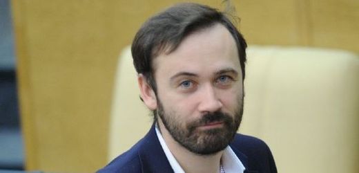 Poslanec za Spravedlivé Rusko Ilja Ponomarjov.