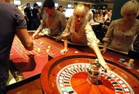 Rusové hrají v kasinu v Azově.