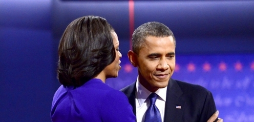 Americký prezident Barack Obama si s manželkou Michelle v sobotu našli den pro sebe a dodatečně oslavili dvacáté výročí svatby. 