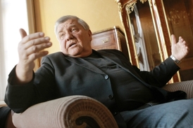Miroslav Štěpán.