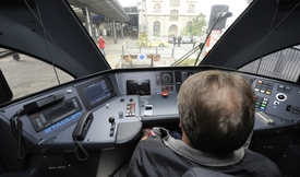 Testovací jízdy v reálném provozu mají především ověřit fungování zabezpečovacího systému a potvrdit správnost rozvržení jízdních dob.