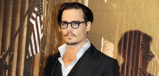 Americký herec Johnny Depp bude mít vlastní ediční řadu u nakladatelství Harper Collins.