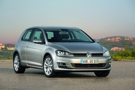 Evropským prodejům by mohl prospět příchod modelu VW Golf sedmé generace.
