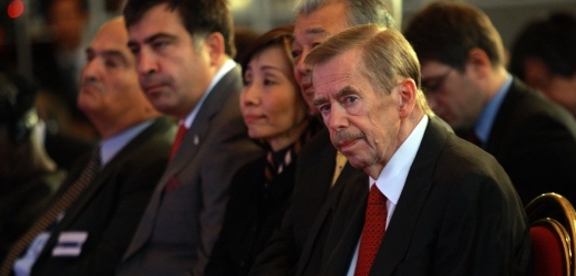 Václav Havel, jeden z duchovních otců akce Forum 2000.
