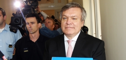 Doktor Jaroslav Barták u soudu.