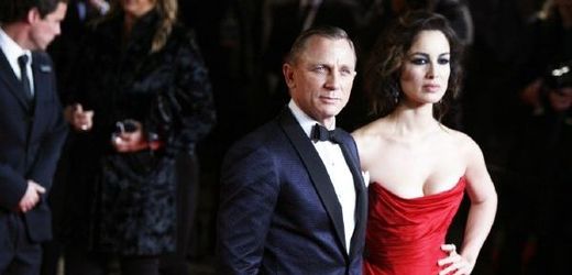 Daniel Craig pózoval s Bérénice Marloheovou.