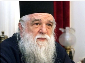 Kalavritský metropolita Ambrosios.