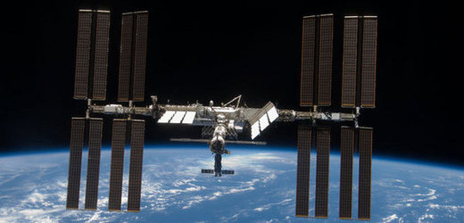 Kvůli hrozící srážce s troskami satelitu musela ISS změnit výšku (ilustrační foto).