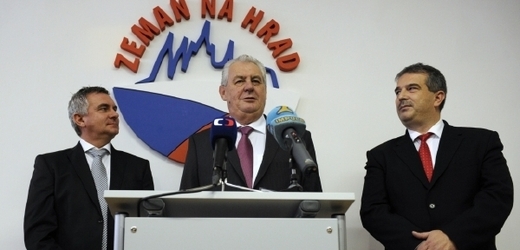 Podporu Miloši Zemanovi vyjádřil i současný prezident Václav Klaus.