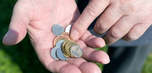 Do druhého pilíře důchodového spoření chce jen desetina Čechů (ilustrační foto).