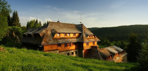 Klostermannova chata je k vidění na Šumavě.