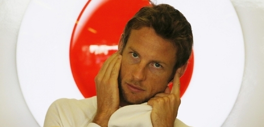 Jenson Button se letos trápí.