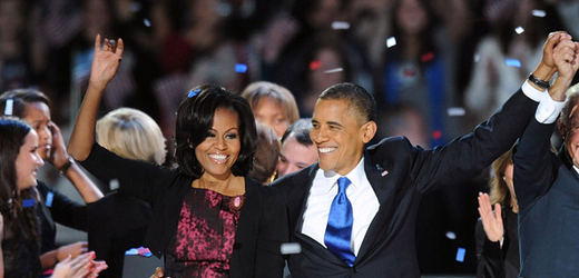 Důvod k radosti. Barack Obama bude prezidentam i další čtyři roky. Na snímku s manželkou Michelle.
