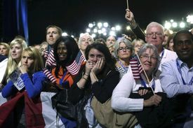 Obamovi příznivci čekají na vyhlášení výsledků voleb v Chicagu.