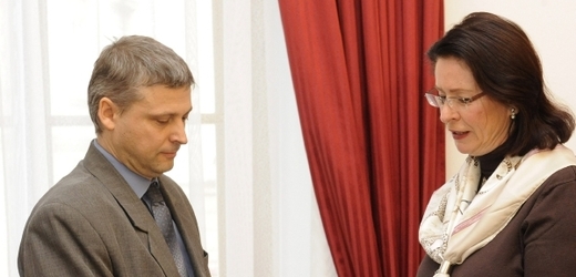 Předsedkyně Poslanecké sněmovny Miroslava Němcová jmenovala Romana Pekárka poslancem.