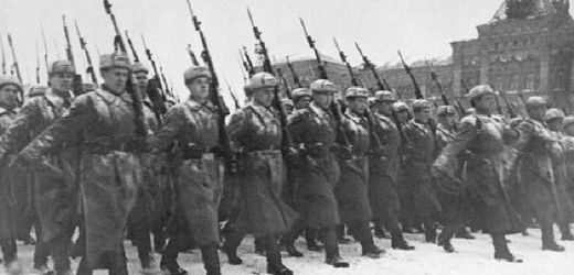  Moskva roku 1941. Z vojenské přehlídky rovnou na frontu.